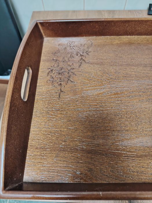 Măsuța de servit masa in pat