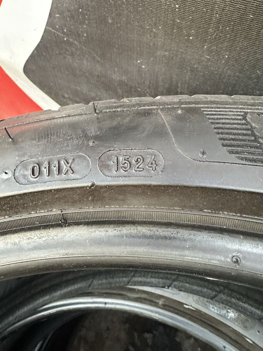 Продам комплект разношироких летних шин