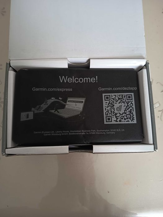 Навигация Garmin Dezl LGV 720