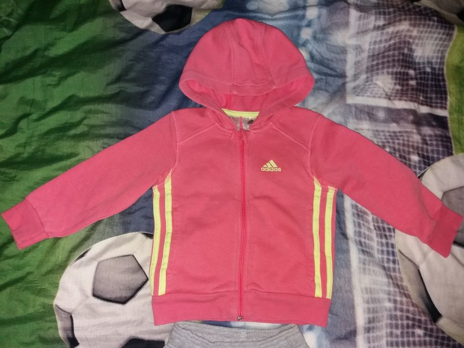 Trening Adidas nr 92 (1-2 ani)