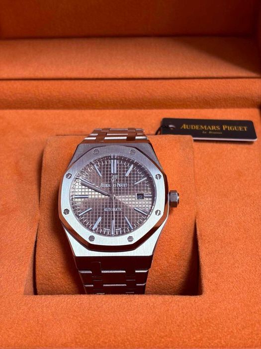 Луксозен часовник Audemars Piguet AP