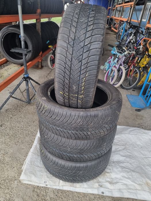 Anvelope 235 50 19 Bridgestone Blizzak LM 001 Iarna Dot 2022