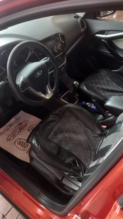 Lada vesta cros sotiladi 2020