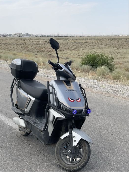 Skuter sotilad 380km