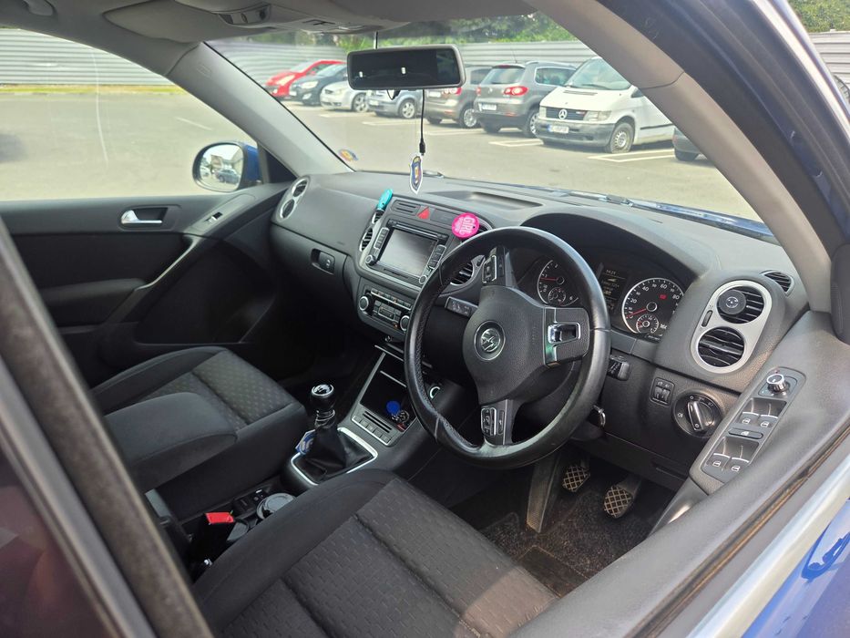 VOLKSWAGEN Tiguan 2011 — imagine 3