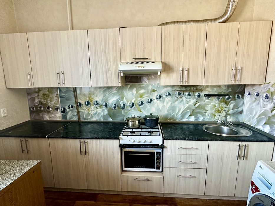 Кухонный гарнитур б/у