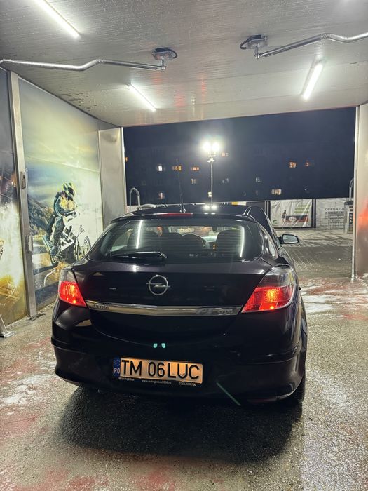 Vând Opel Astra H GTC