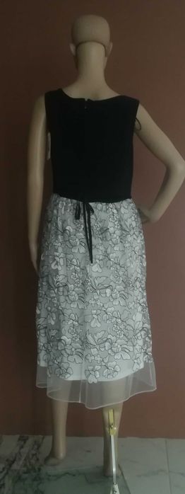 Rochie Gina Bacconi nouă