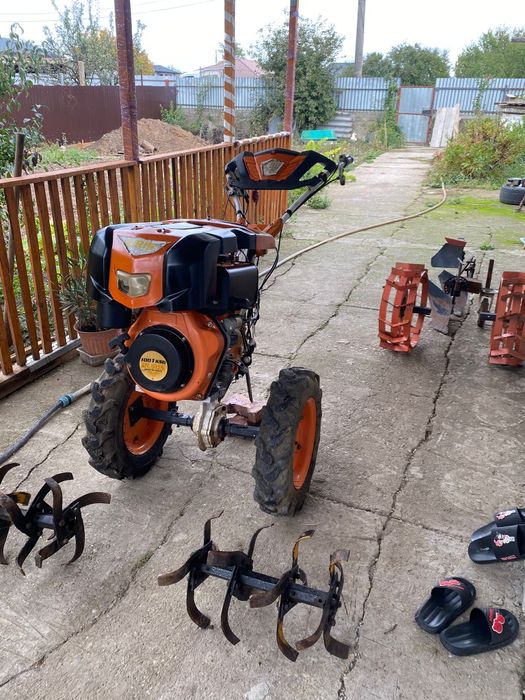 Vând motocultor Ruris 1001 diesel