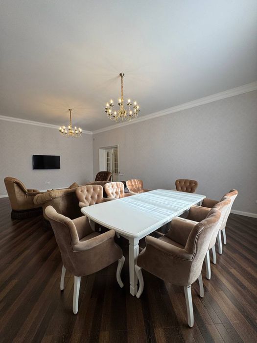 Срочно сдается жилой дом на улице Амира темура!!!