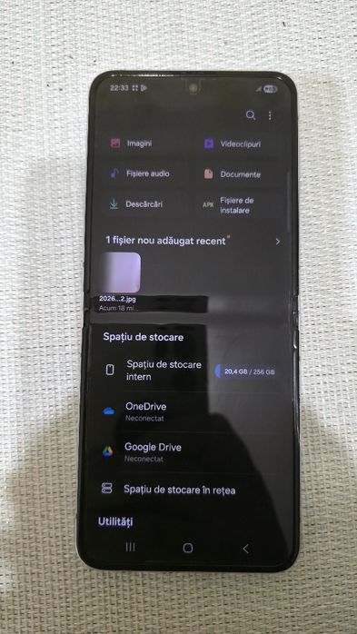 Vand telefon Galaxy Z Flip 5