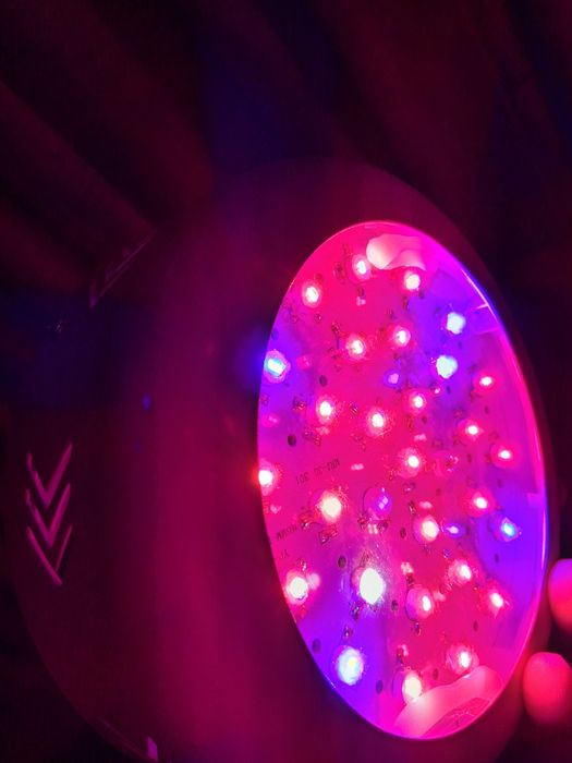 Lampa led crestere plantelor