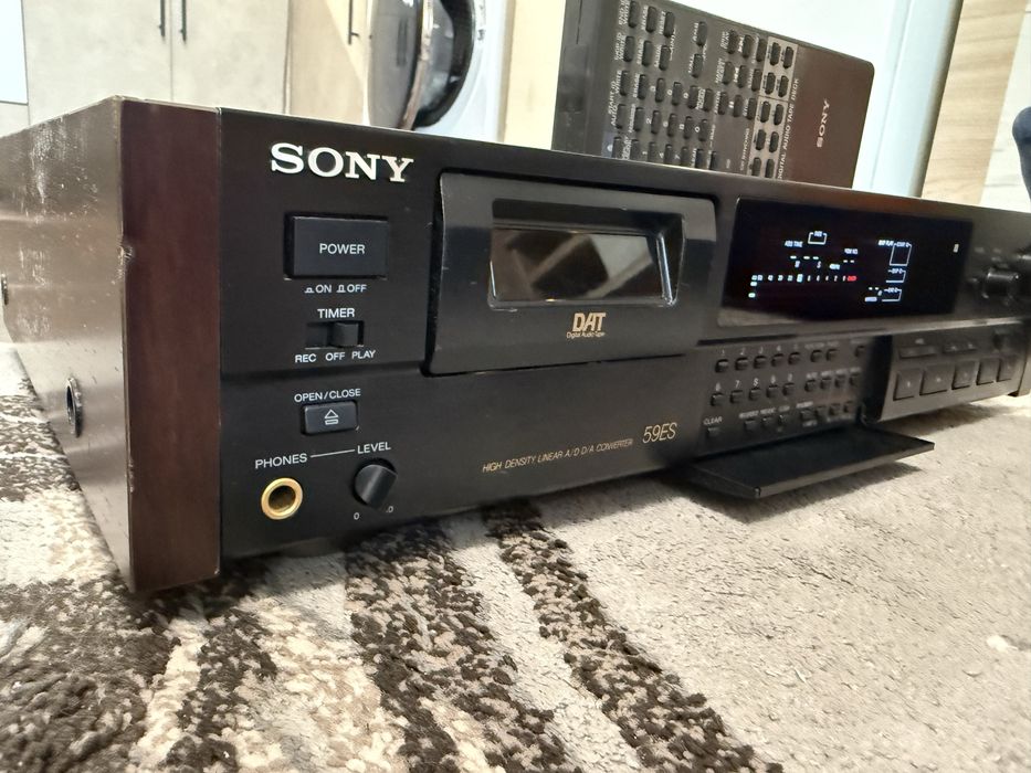 Sony DTC-59ES Качествен DAT