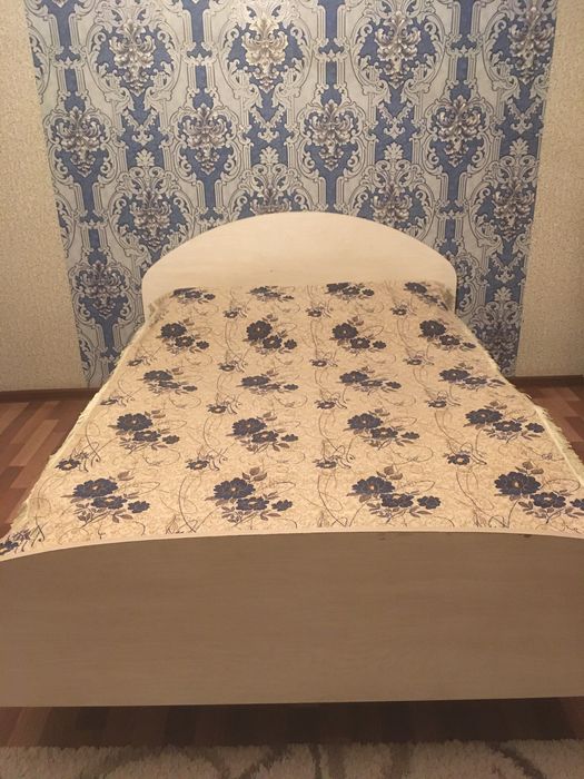 Продается спальная гарнитура.