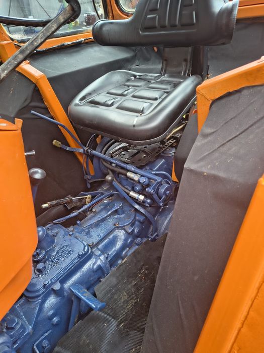 Vand Tractor 445 dt