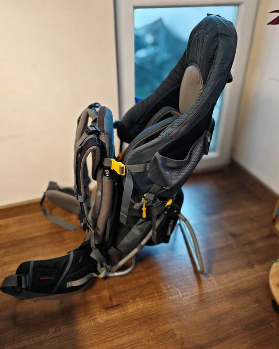 Туристическа раница за носене на дете Deuter Kid Comfort 3