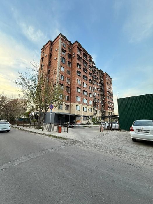 Продается  помещение цоколь  Юнусабад  9