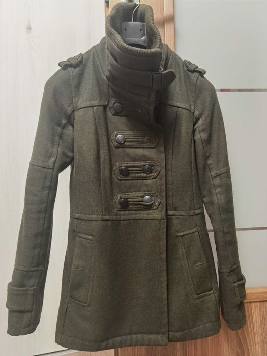 Palton Bershka, marimea S