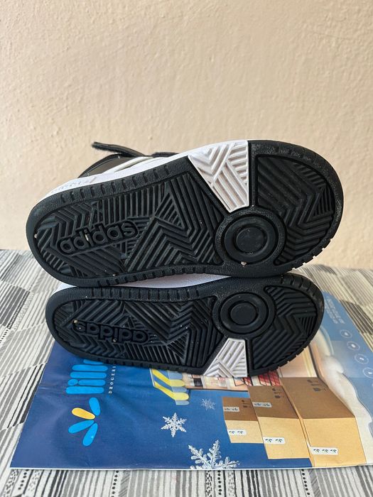 Adidas детски маратонки