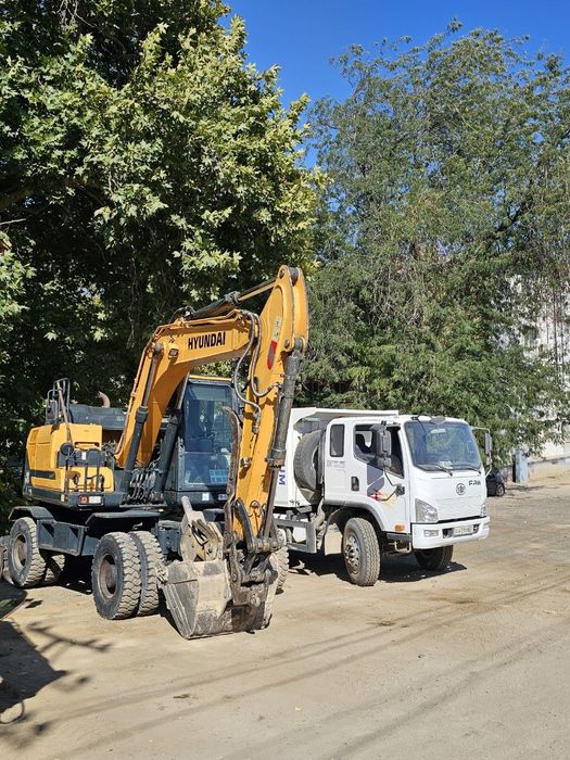 Экскаватор самасвал Хово вывоз мусора