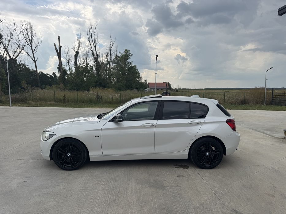 Bmw 120 Automat/trapa/piele/navi mare/Harman Kardon/rate/garantie