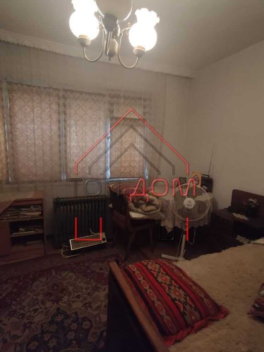 Продава се Четиристаен апартамент в Варна, Център - 120 кв.м за 2217 €/кв.м - Снимка #3