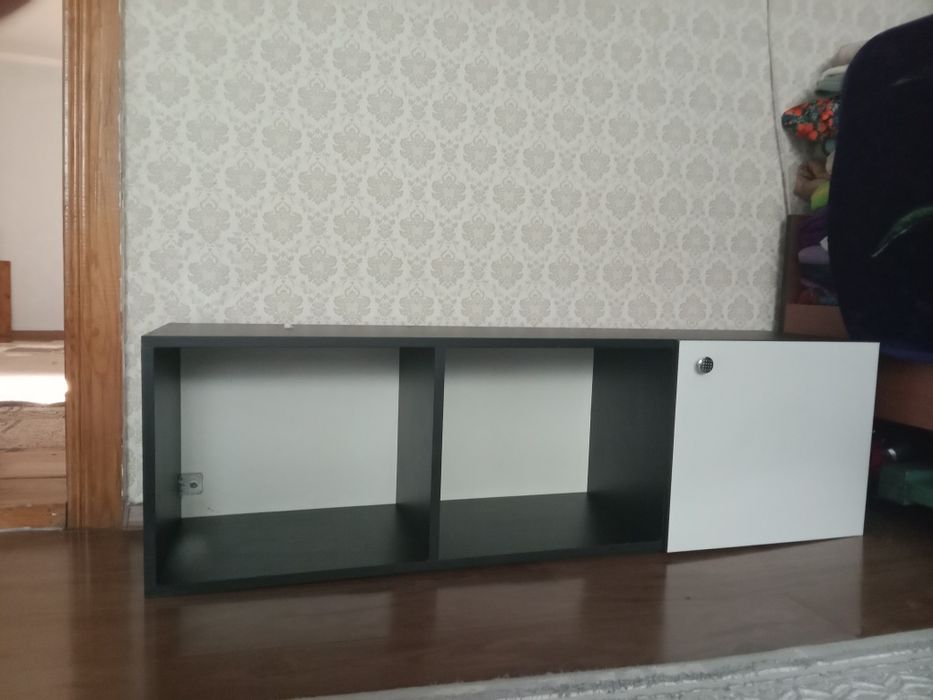 Срочно продам тумбочку под телевизор новый