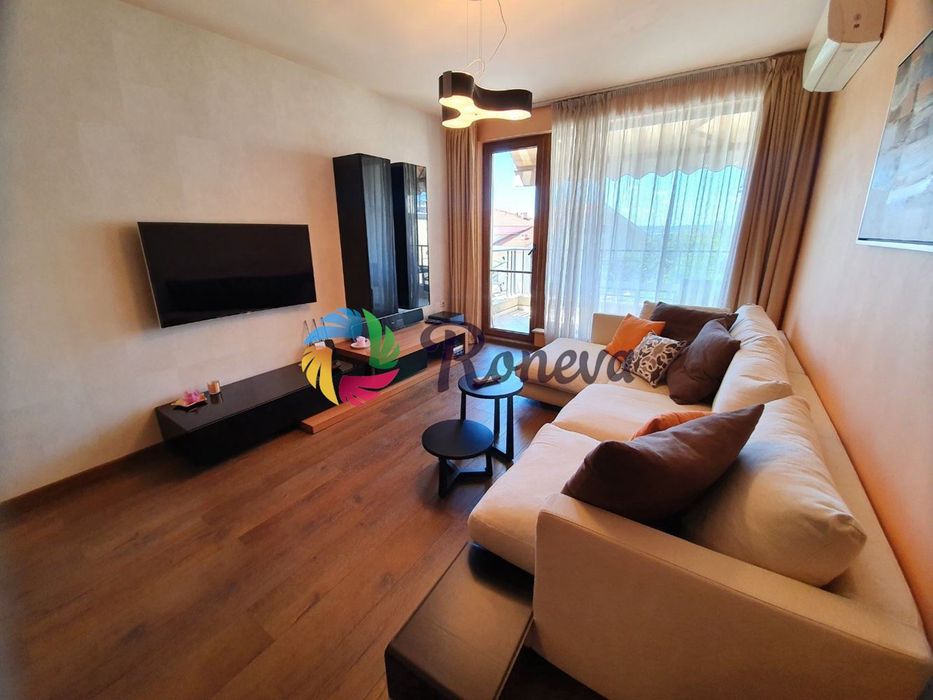 Луксозен тристаен апартамент в близост до морския бряг м-т Евксиноград