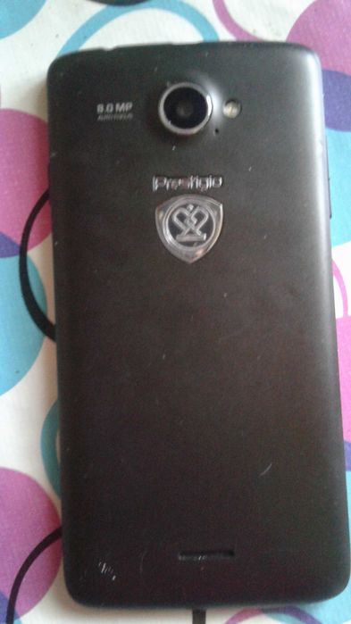 Продам смартфон Prestigio