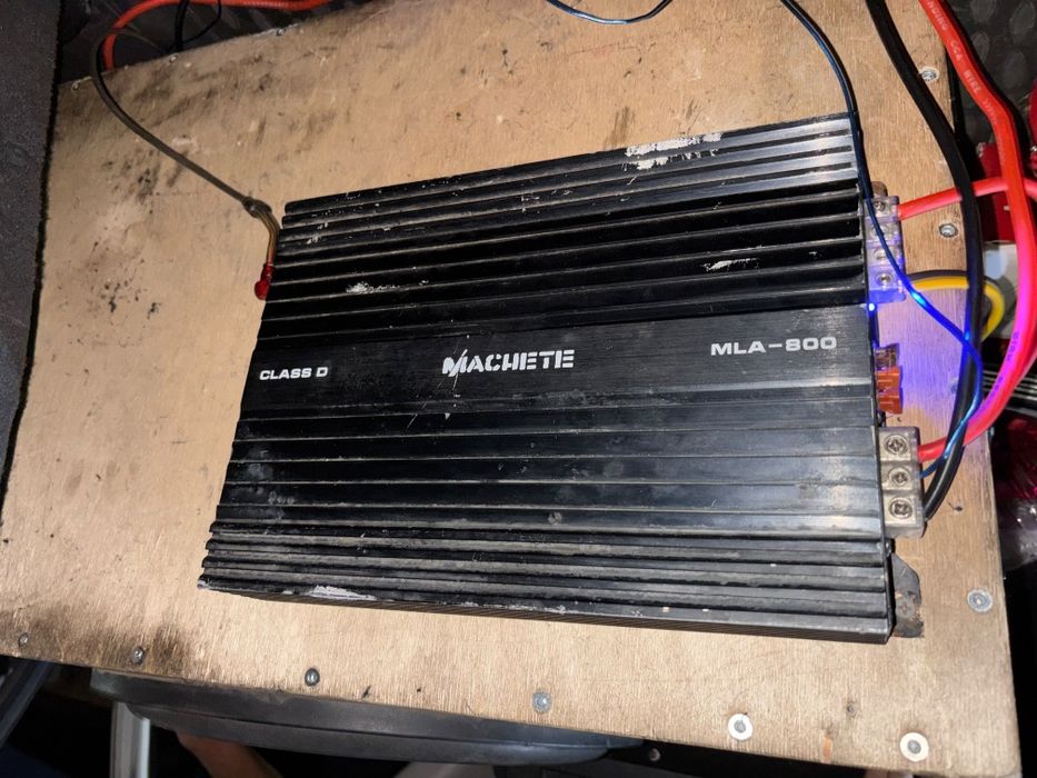 Продам сабвуфер Machete 15