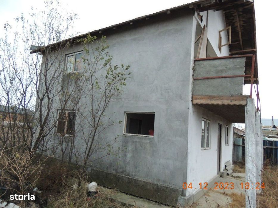 COCANI - CREVEDIA, Casa P+M + Teren - 300 mp