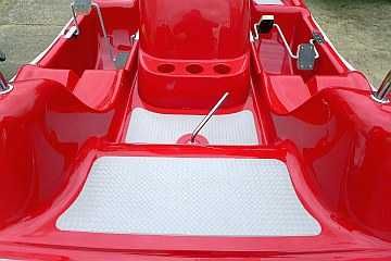 Hidrobiciclete 2,3,4,6 persoane Sunferry