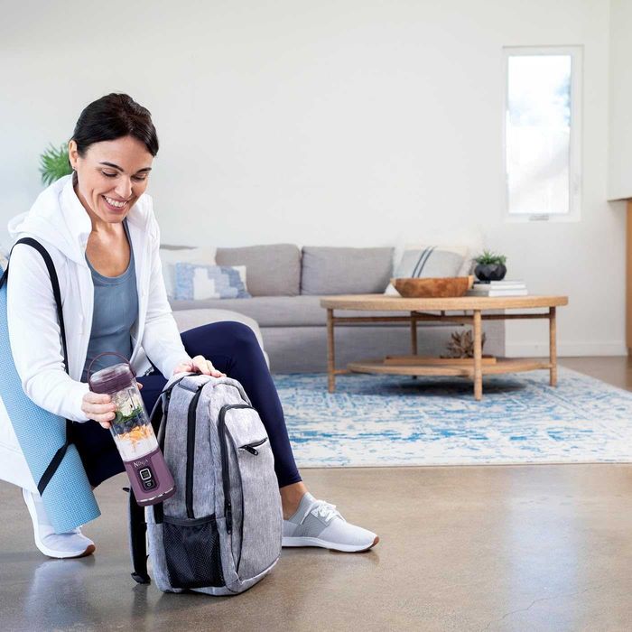 ПРОМО Нов Мощен 2г Гаранция Безжичен Безкабелен Блендер Ninja Blast BC151EUPR, 530 мл, Лилав