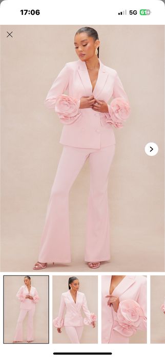 Елегантен Костюм