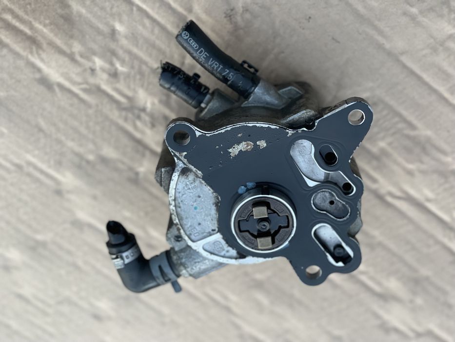 Pompa vacuum/tandem Vw/Audi/Seat/Skoda 2.0 diesel 140 cai, 03G145209