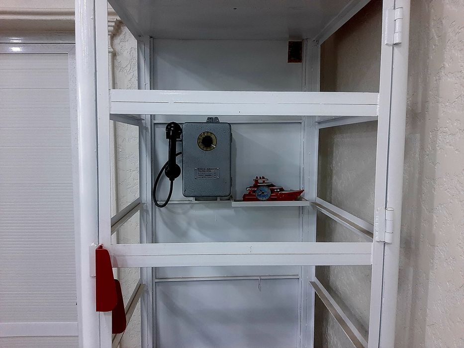 Продаю таксафон бутки и новая аппарат.