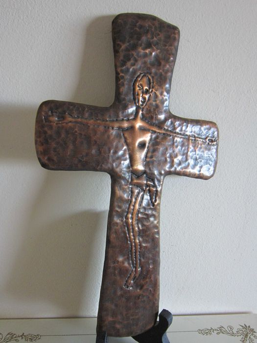 cadou rar Cruce stilizata MidCentury handmade cupru alama Germania1950