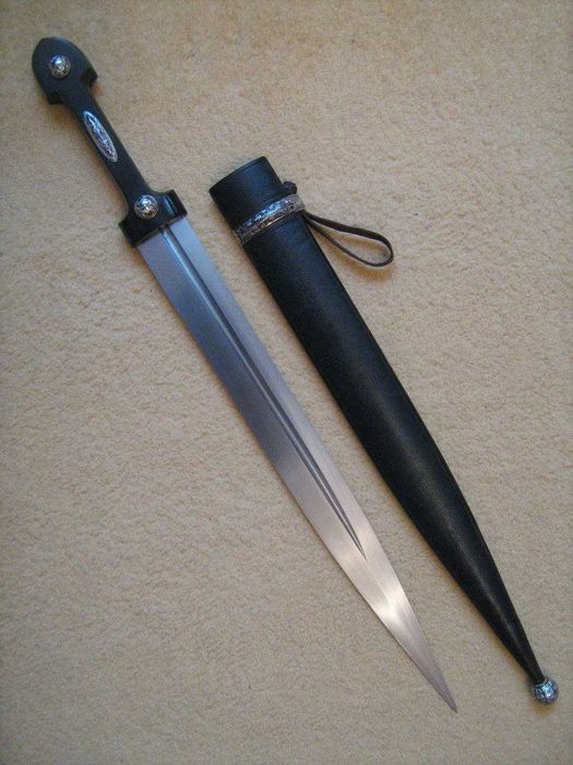 Казашки, черкески, кинжали, нож, пояс, ботуши, портупей, папаха