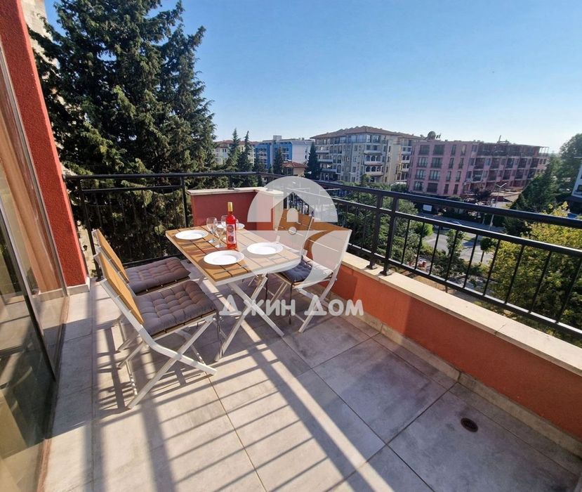 Продава се Двустаен апартамент в к.к. Слънчев бряг - 67 кв.м за 1217 €/кв.м - Снимка #8