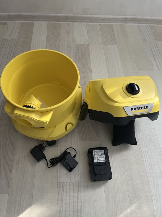 Karcher aspirator WD 2-18 cu baterii