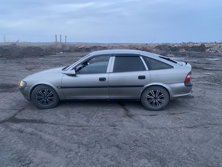 Опель вектра б 1,6