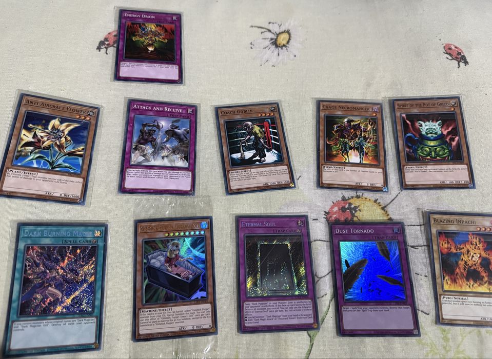 Yu-Gi-Oh  / Single Cards