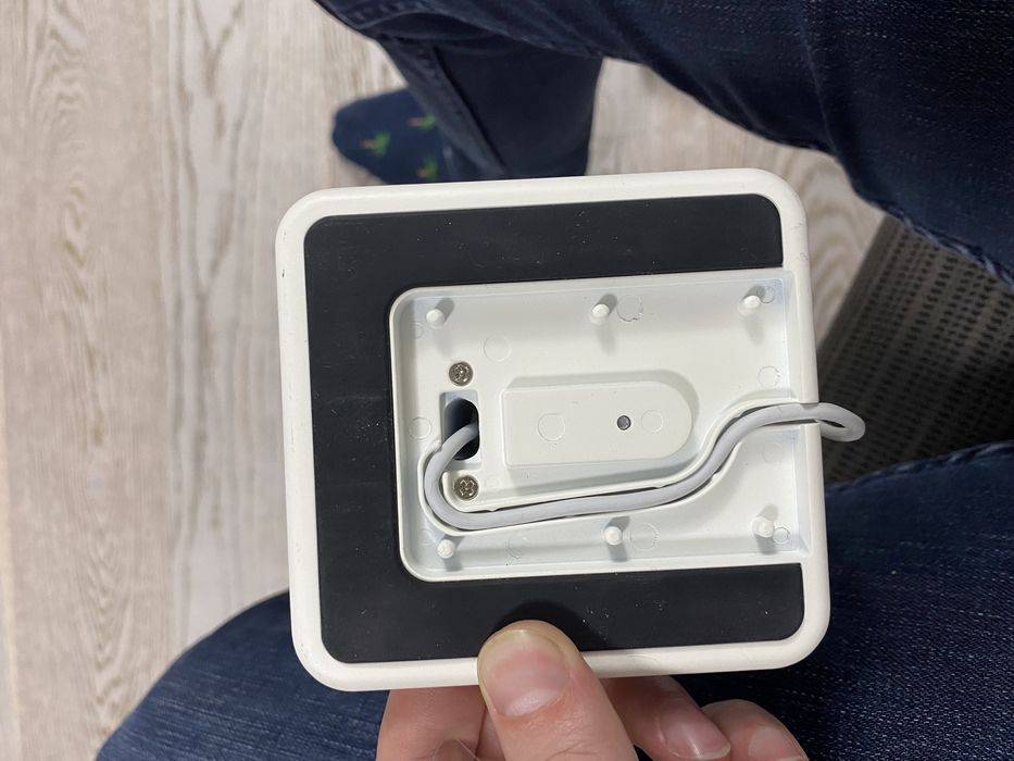 Vand suport incarcare iPhone hiRise Twelve South