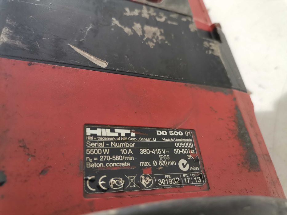 Диамантено-пробивна машина - Hilti