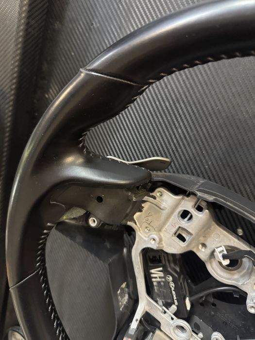 Руль от лексус 570 в оригинале ,