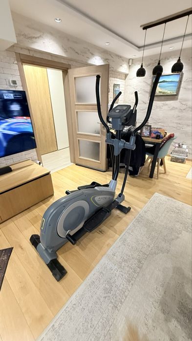 Продавам велоергометър Kettler Axos P