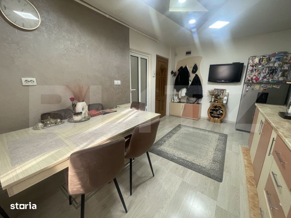 Apartament 3 camere, 68 mp, zona Dumbrava