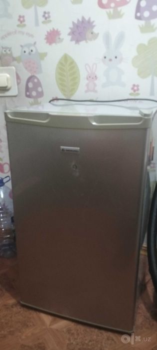 Продаю холодильник маленький для гостиницы или офисса