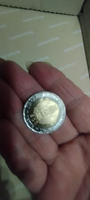 Продам 200тенге и100тенге символами