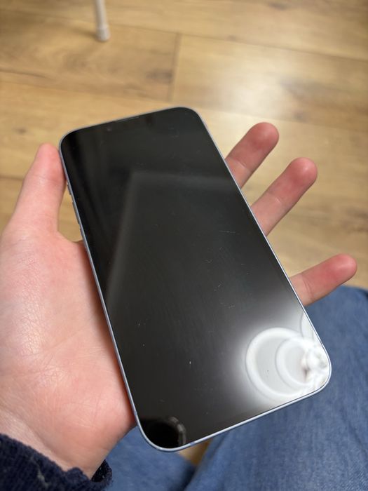iPhone 14 в идеальном состоянии